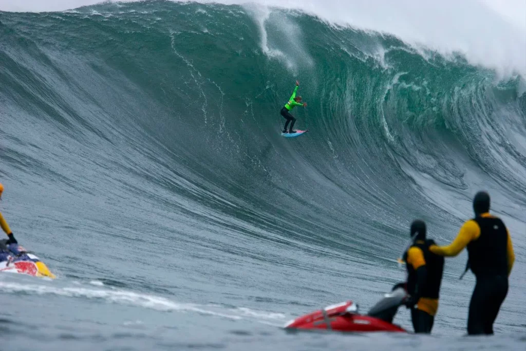 surfstrengthcoach-cómo-mejorar-el-pop-up-levantarse-a-sus-pies